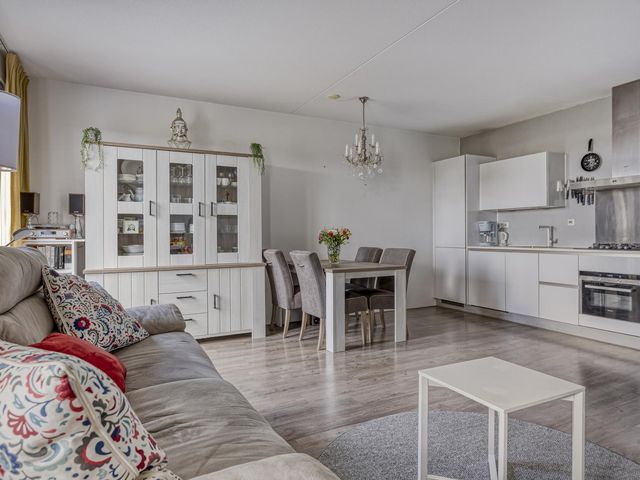 Vredelaan 41, Hillegom