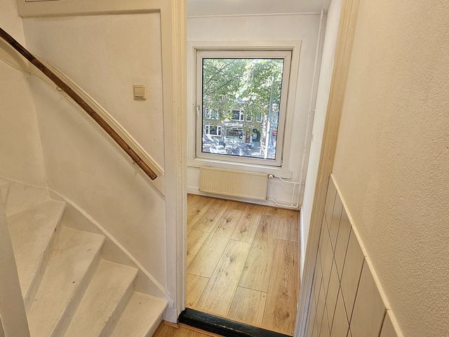 Dordtselaan 198D, Rotterdam
