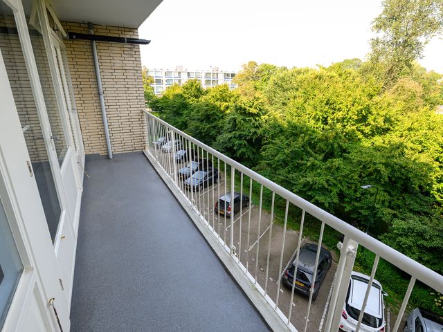 Burgemeester Keijzerlaan 96, Leidschendam