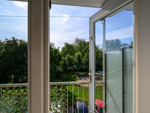 Burgemeester Keijzerlaan 99, Leidschendam