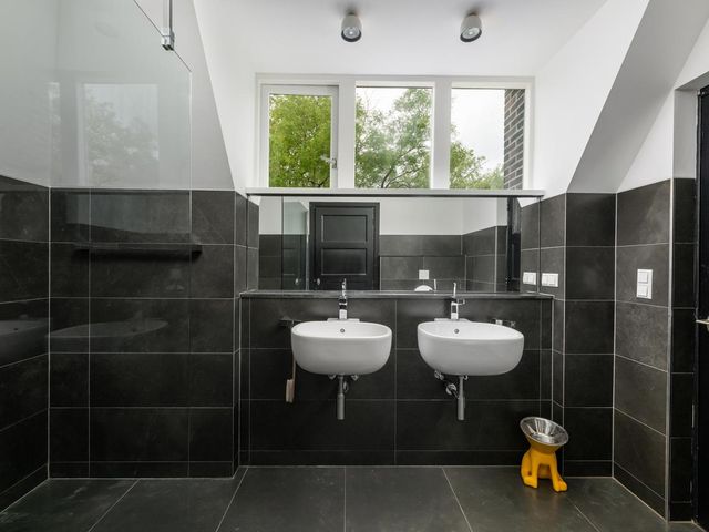 Courzandseweg 54, Rotterdam