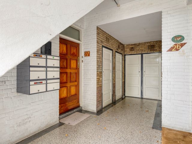 Monnickendamplein 27, Den Haag