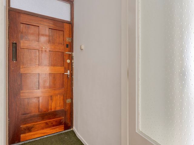 Monnickendamplein 27, Den Haag