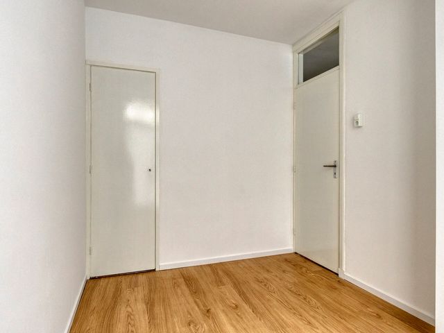 Monnickendamplein 27, Den Haag