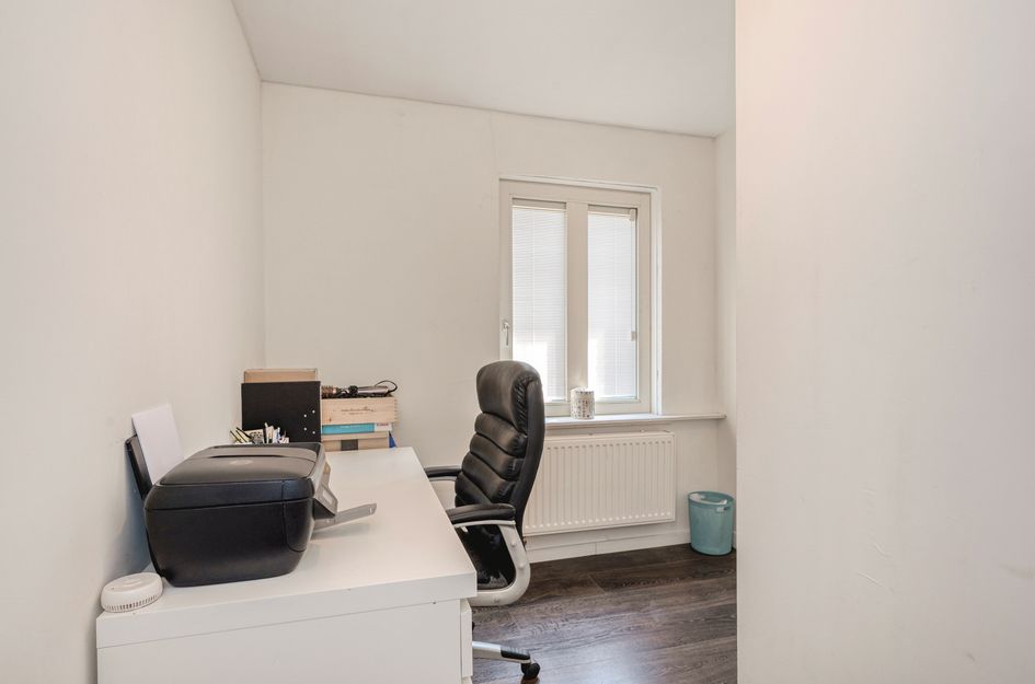 Bovenstraat 24