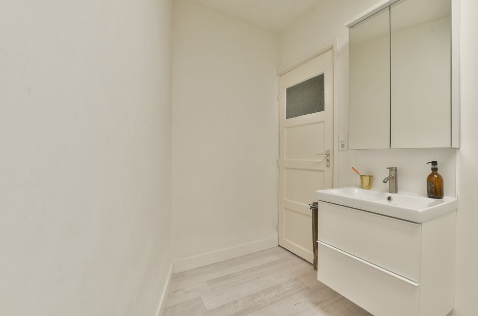 1e Binnenvestgracht 16