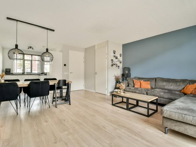 Hooizolder 21, Gouda