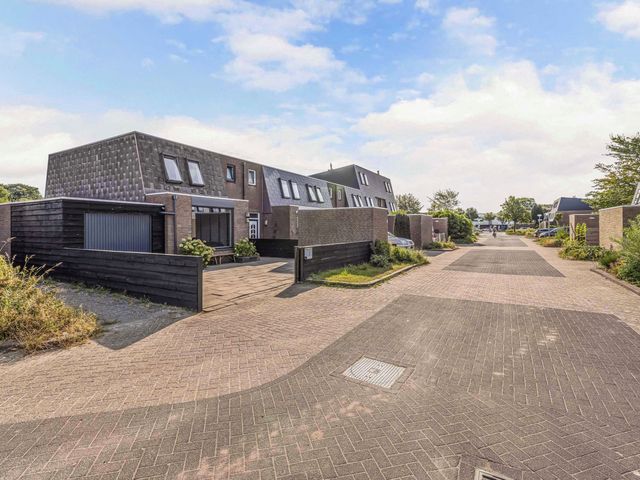 Tjalk 17 20, Lelystad
