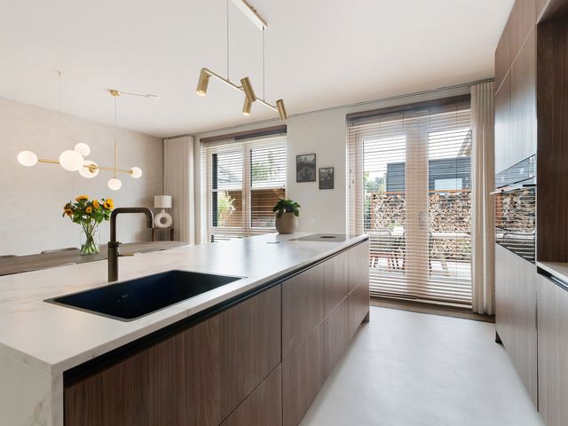 Van der Steenhovenplein 74, Dordrecht