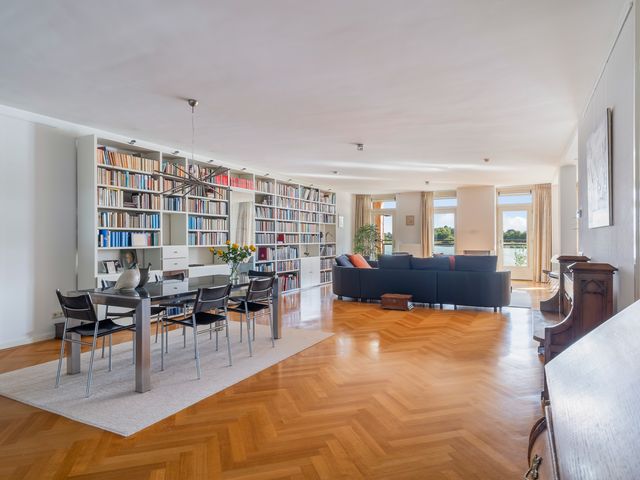 Schansbaan 120, Zoetermeer