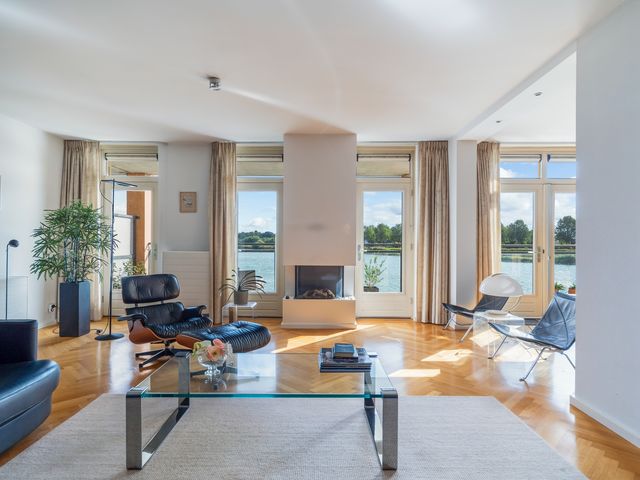 Schansbaan 120, Zoetermeer