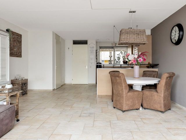 Brommy en Tommystraat 17, Almere