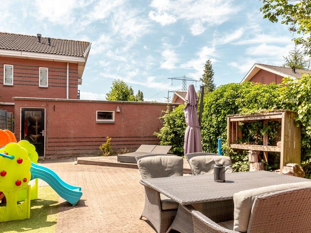 Abrikozenhof 27, Almere