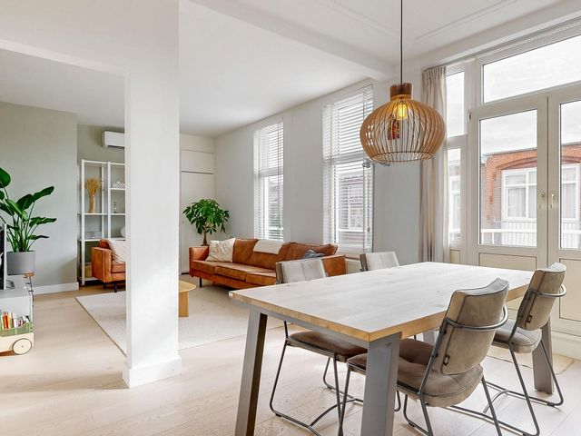 Govert Bidloostraat 74, 'S-Gravenhage