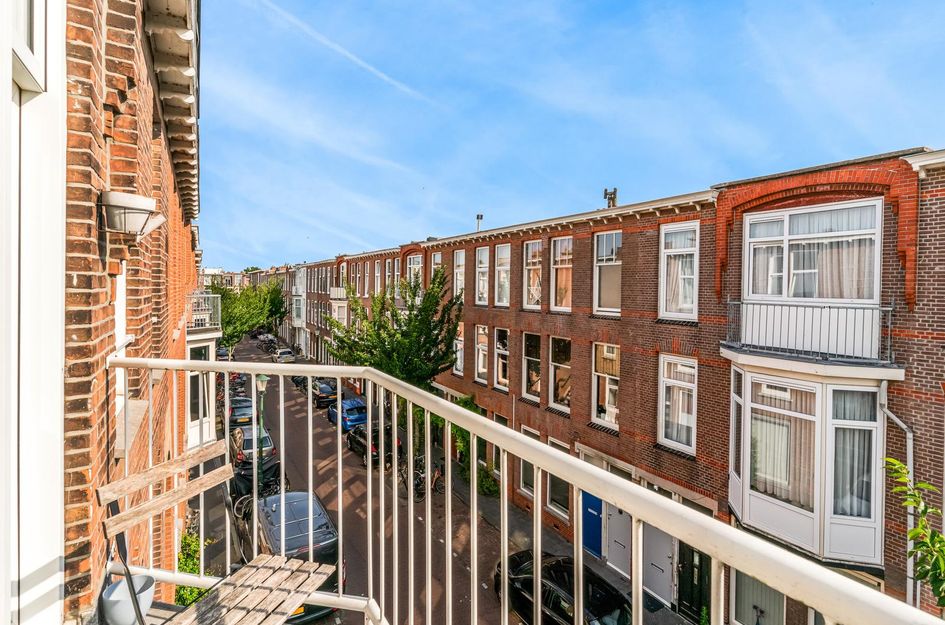 Govert Bidloostraat 74