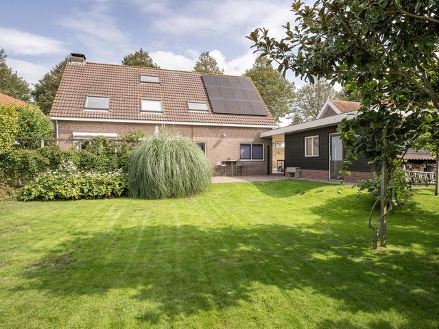 Javadijk 40, Sint-Annaland