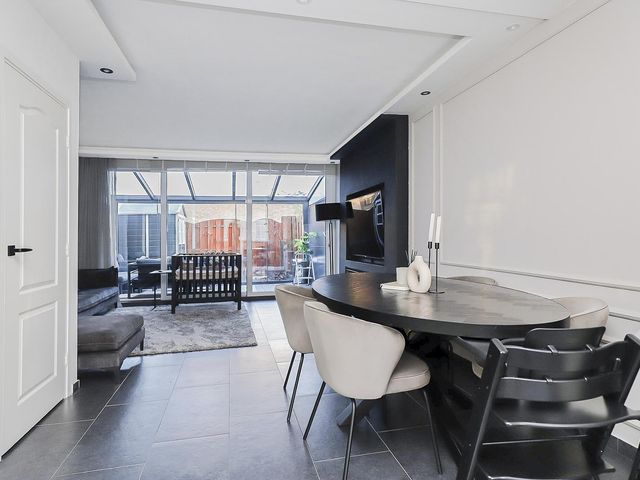 Linnaeusstraat 96, Zaandam