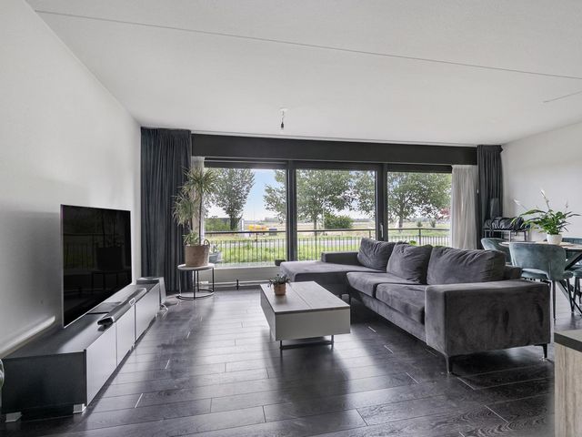 Rietbaan 24, Huissen