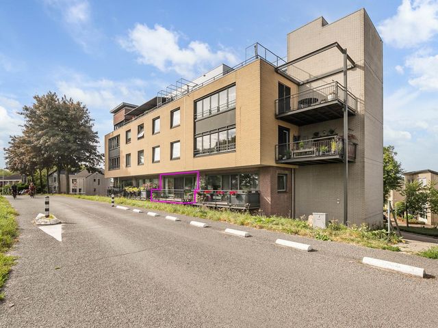 Rietbaan 24, Huissen