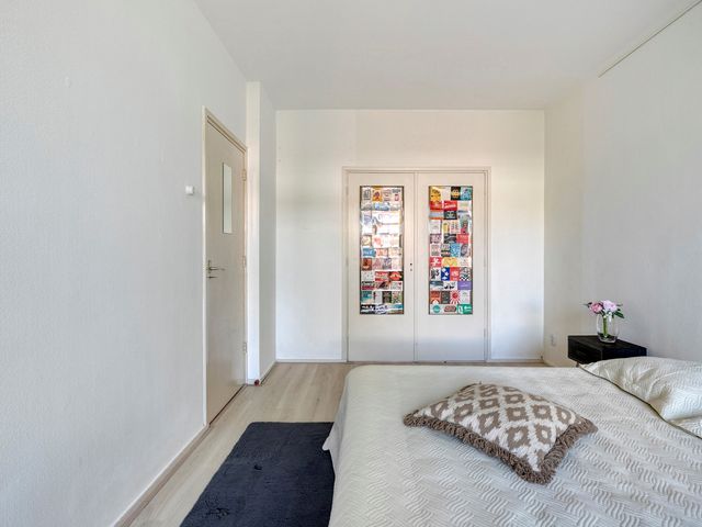 Zuid-Hollandstraat 42 2, Amsterdam