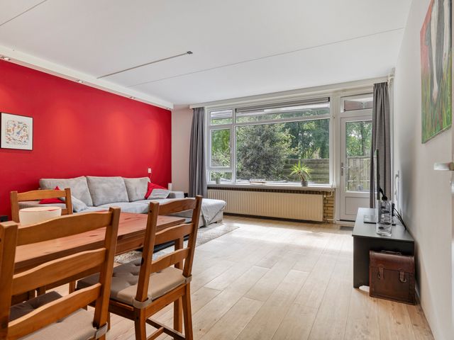 Midscheeps 9, Amsterdam