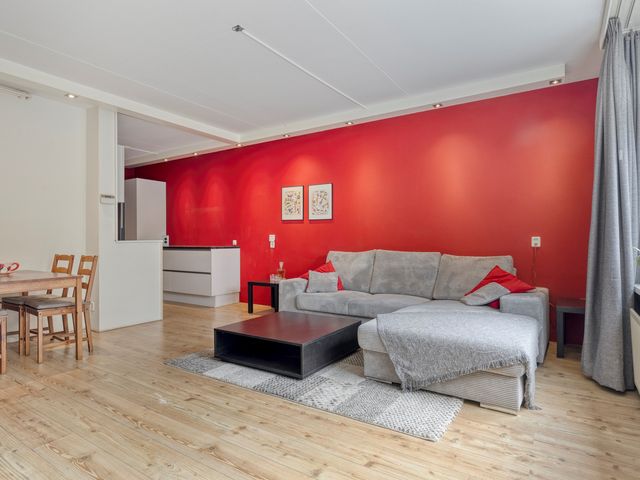 Midscheeps 9, Amsterdam
