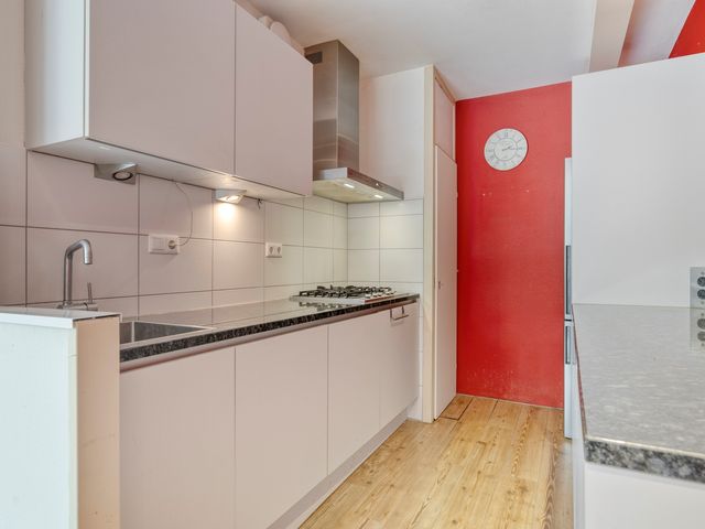 Midscheeps 9, Amsterdam