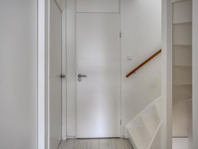 Kuifvlinder 16, Diemen