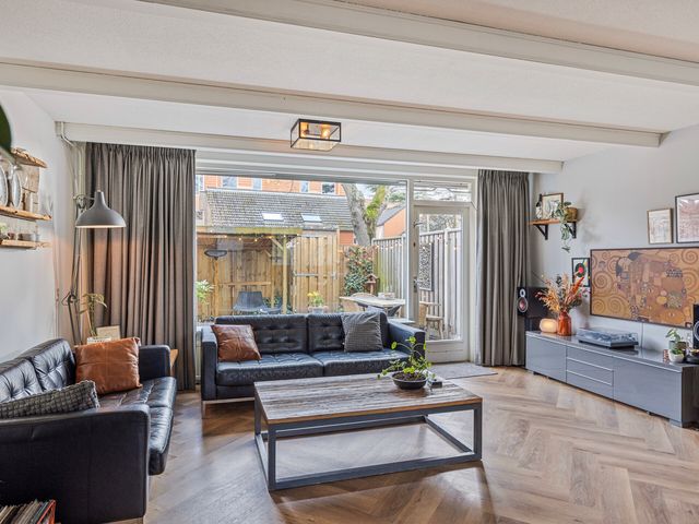 Zestienhovensekade 6, Rotterdam