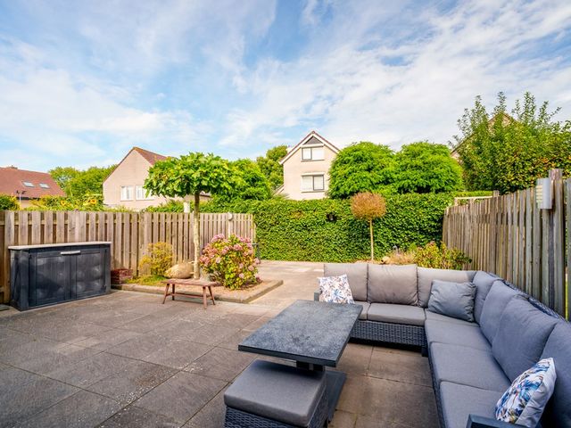 Oeverzwaluw 55, 'S-Hertogenbosch