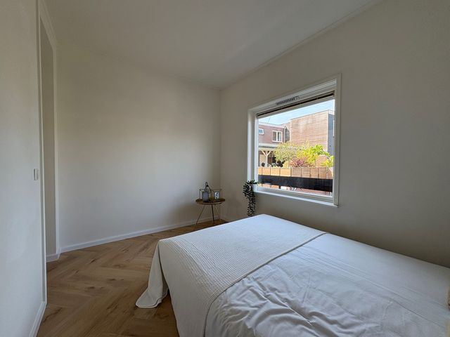 Nassaustraat 1B, Bussum