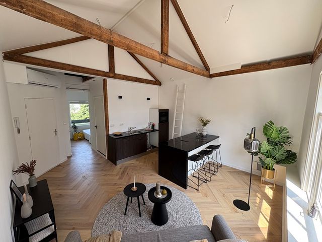 Nassaustraat 1B, Bussum