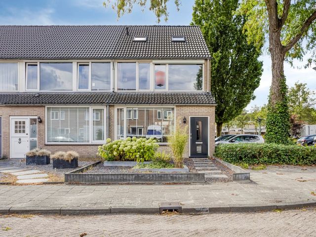 Begoniastraat 13, Schijndel