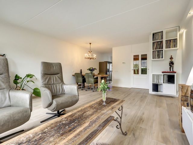 Kennedydreef 69, Ede