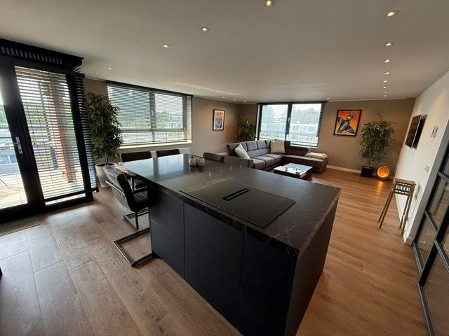 Fluweelboomlaan 29, Amstelveen