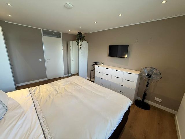 Fluweelboomlaan 29, Amstelveen