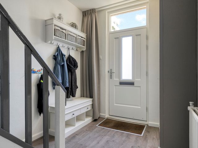 Poelekes 25, Halsteren