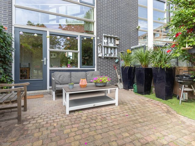 Zomerpark 10, Nieuw-Vennep
