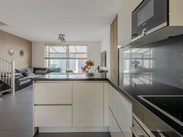 Rilland Bathstraat 48, Rotterdam