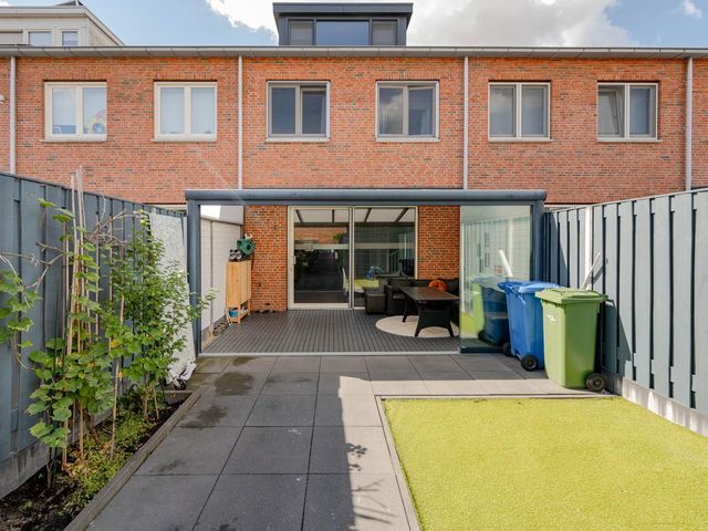 Rilland Bathstraat 48, Rotterdam