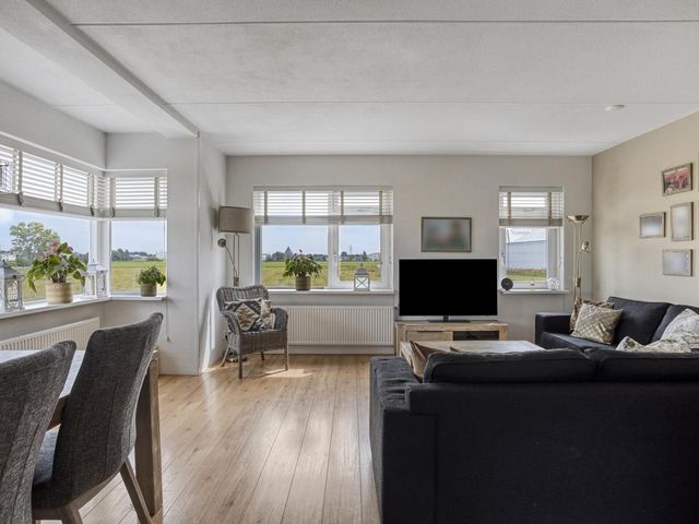 Torenlaan 15, Voorhout