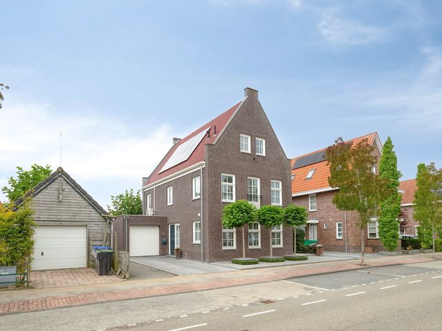 Joost van den Vondellaan 156, Middelharnis