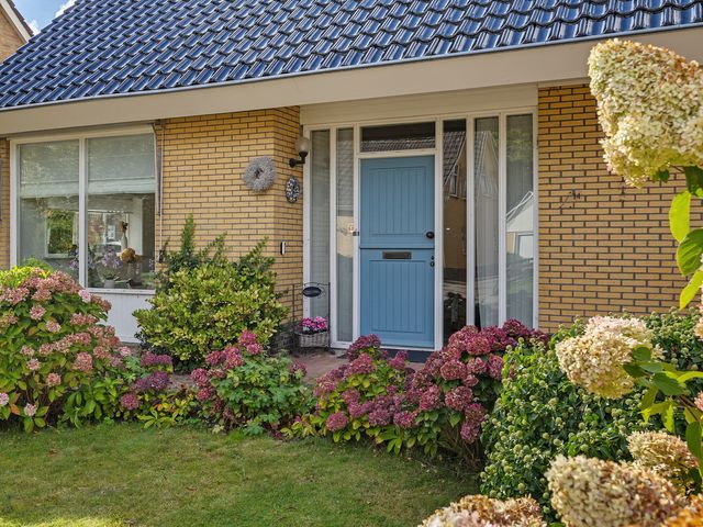 Meester Haarmanstraat 14, Zevenhuizen
