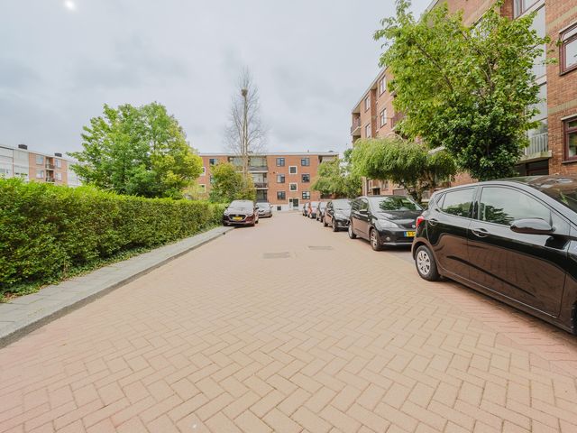 Aagje Dekenstraat 12C, Spijkenisse