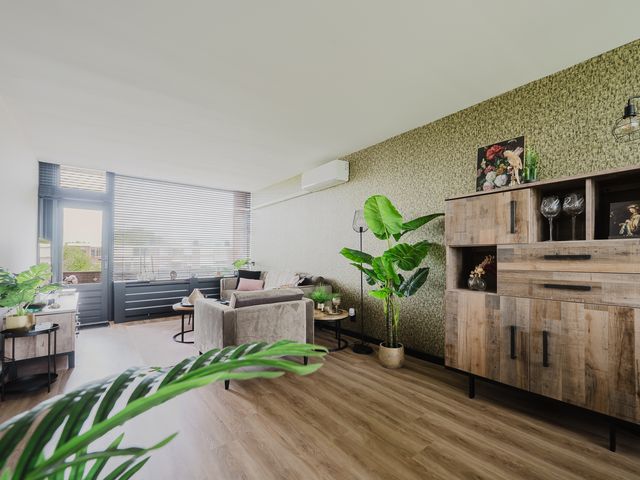 Aagje Dekenstraat 12C, Spijkenisse
