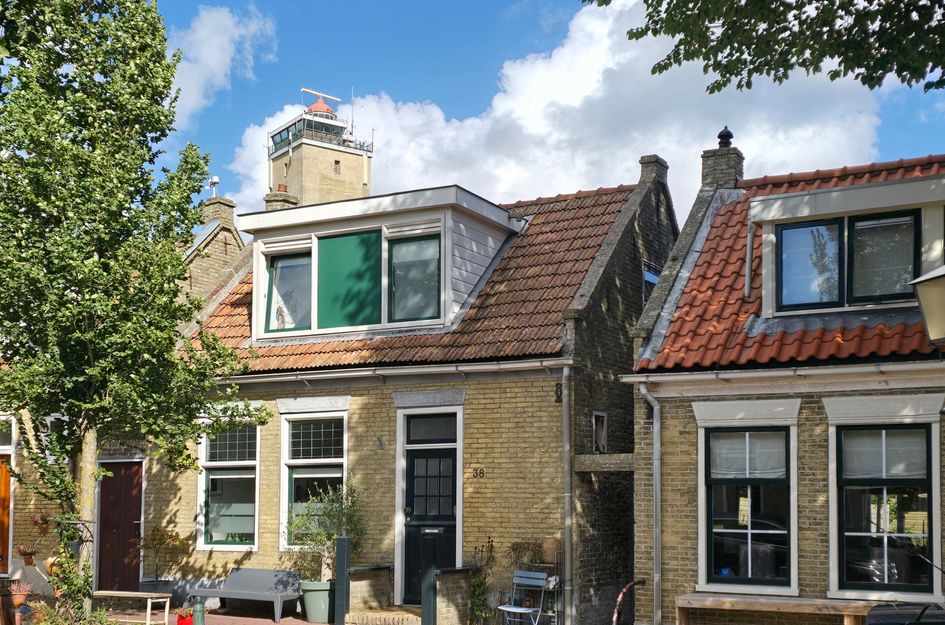 Burgemeester Mentzstraat 38