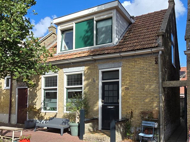 Burgemeester Mentzstraat 38, West-Terschelling