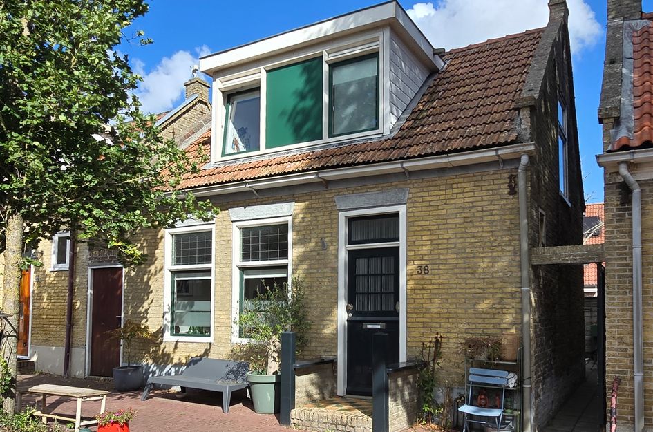 Burgemeester Mentzstraat 38