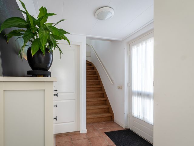 Het Reef 4, Goor