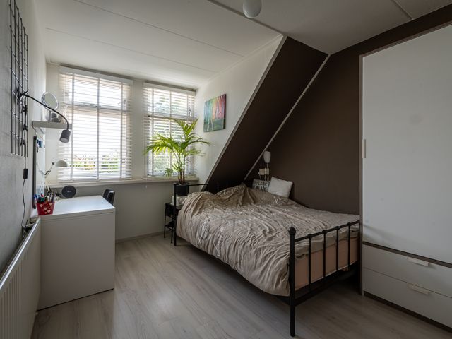 Het Reef 4, Goor